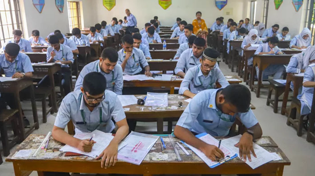 পরীক্ষায় ‘না বসার ঘোষণা’ দেশের অর্ধশতাধিক কলেজের এইচএসসি শিক্ষার্থীদের